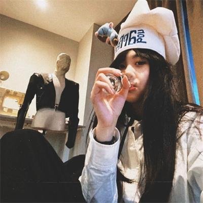 有秘密的我们第二季海报